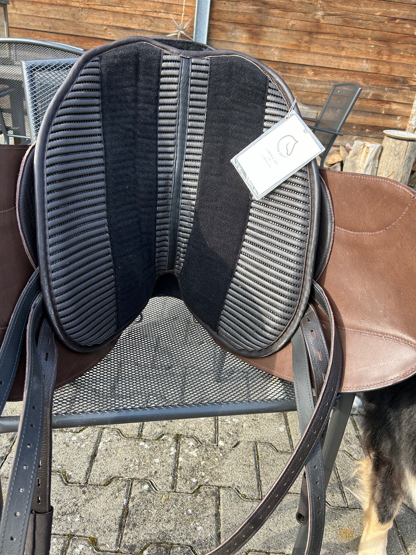 Sattel Freeform Worker Beauty